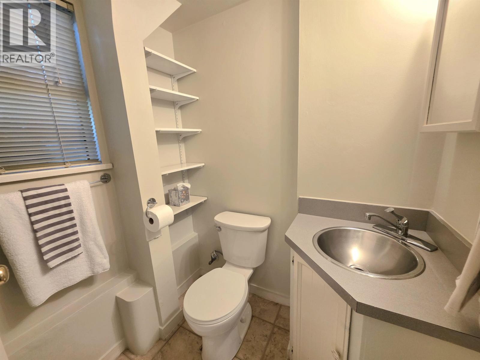 19575 HAMMOND ROAD, Pitt Meadows