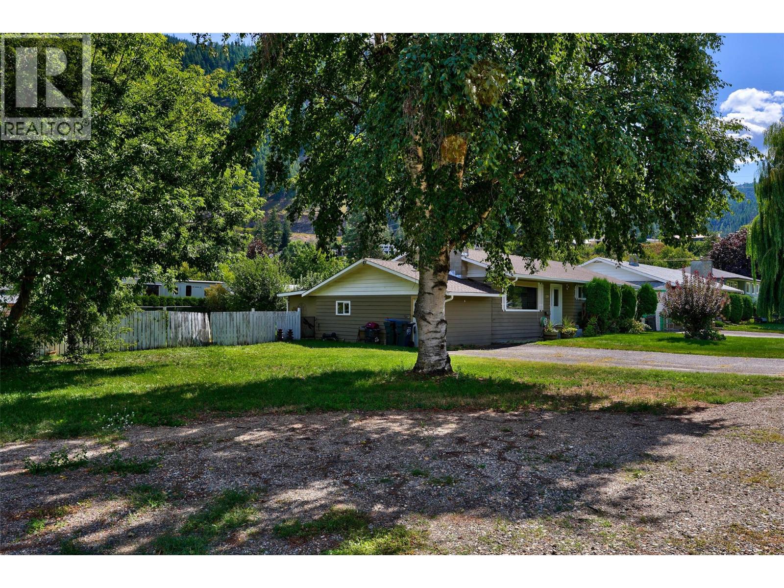 229 Lakeshore Drive, Chase