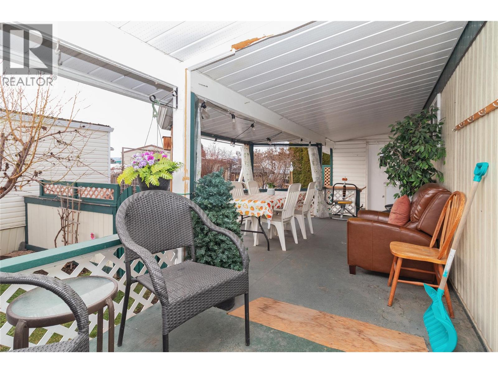 141 3745 Lakeshore Road, Kelowna