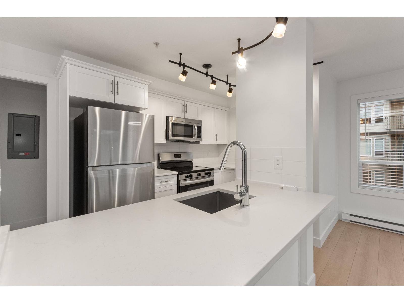 319 46289 YALE ROAD, Chilliwack Proper East, Chilliwack