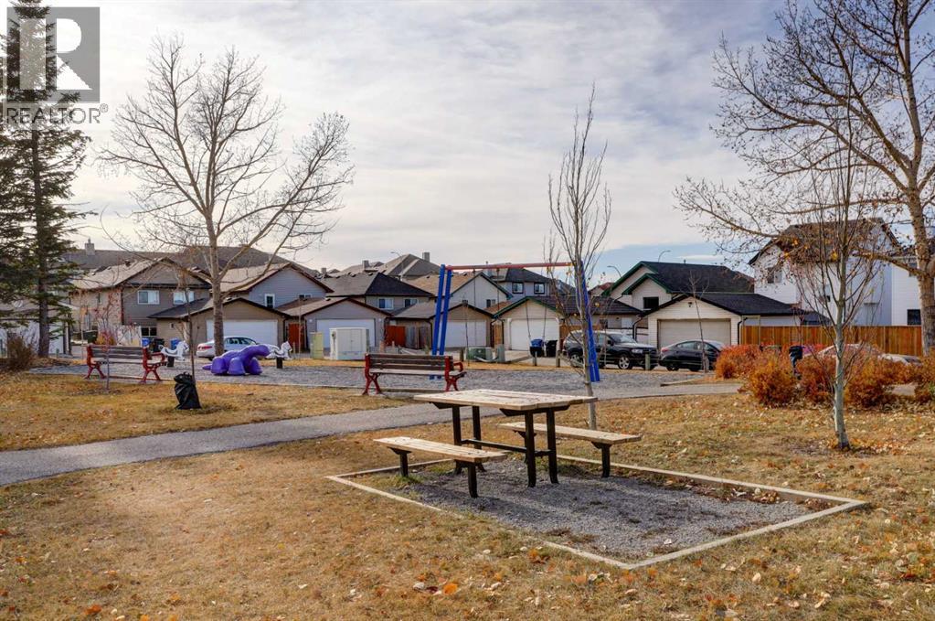 Single Family House Bi-level for Sale in  Saddlemead Road NE Saddle Ridge Calgary 