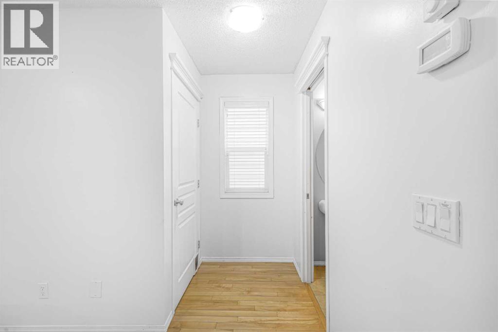 Single Family House for Sale in  Evansford Grove NW Evanston Calgary 