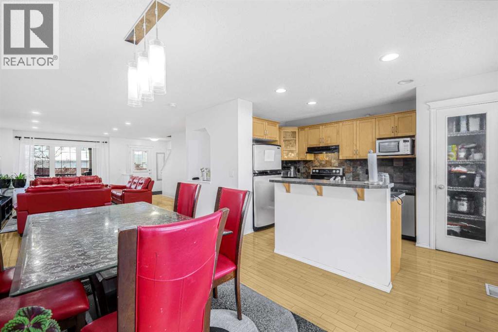 Single Family House for Sale in  Evansford Grove NW Evanston Calgary 