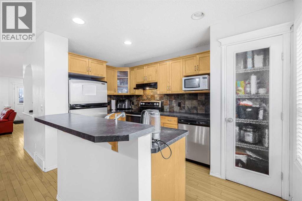 Single Family House for Sale in  Evansford Grove NW Evanston Calgary 