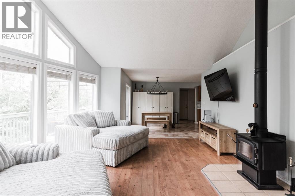 5407 Draper Road, Fort McMurray