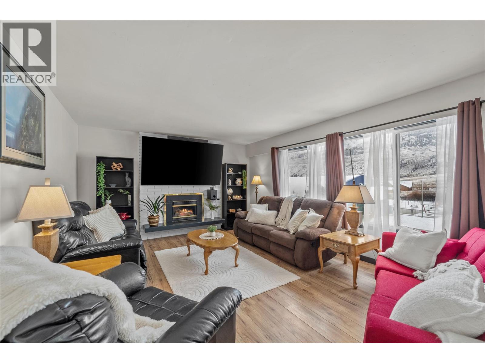 1572 Valleyview Drive, Cache Creek