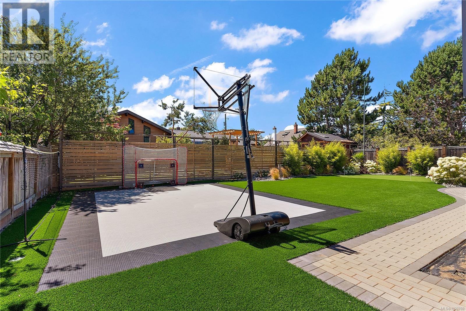 2095 Lorne Terr, Oak Bay