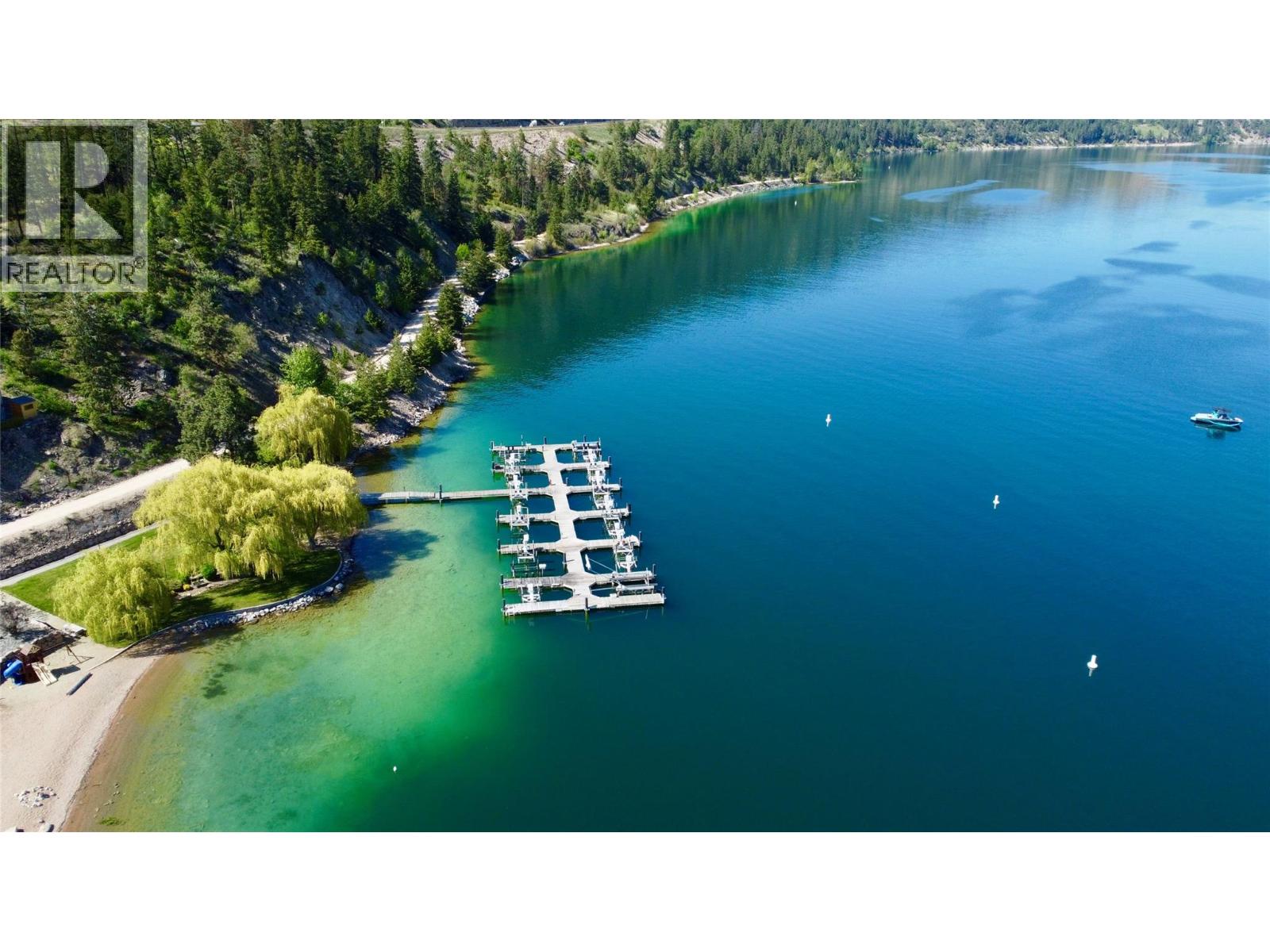 18451 Crystal Waters Road Unit# 16, Lake Country