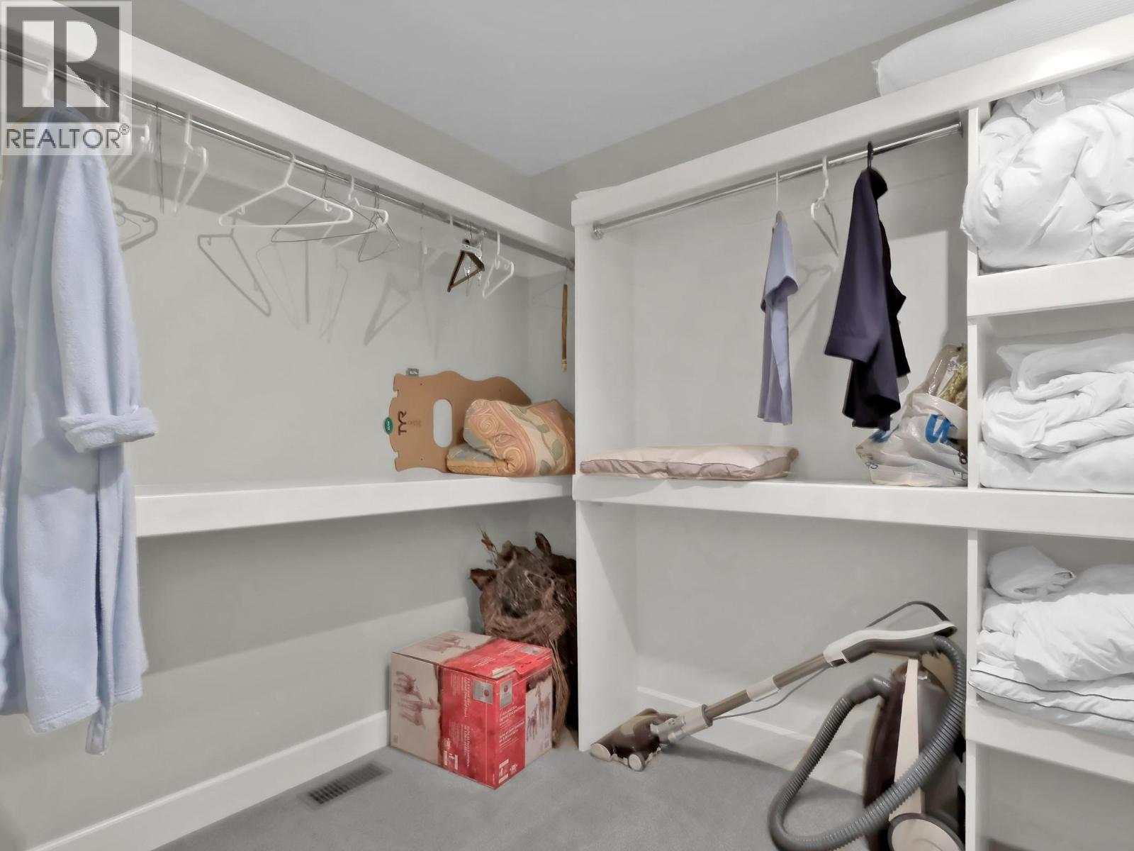 18451 Crystal Waters Road Unit# 16, Lake Country