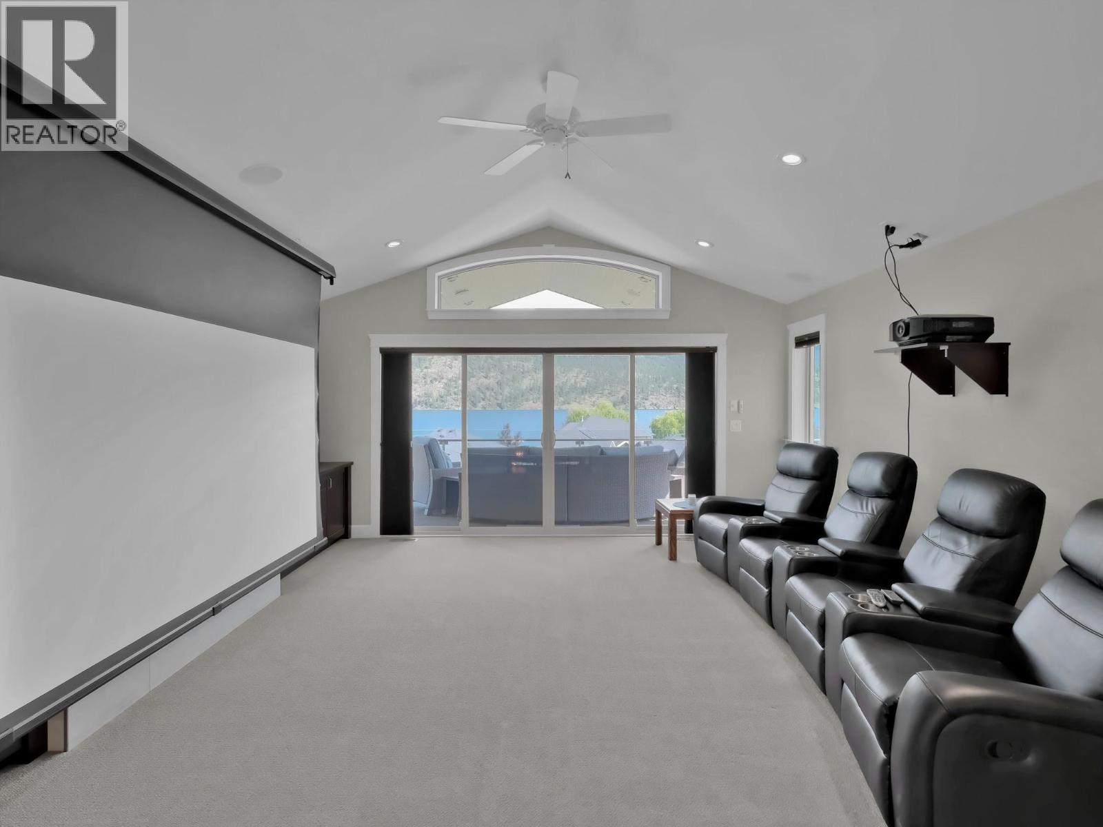 18451 Crystal Waters Road Unit# 16, Lake Country