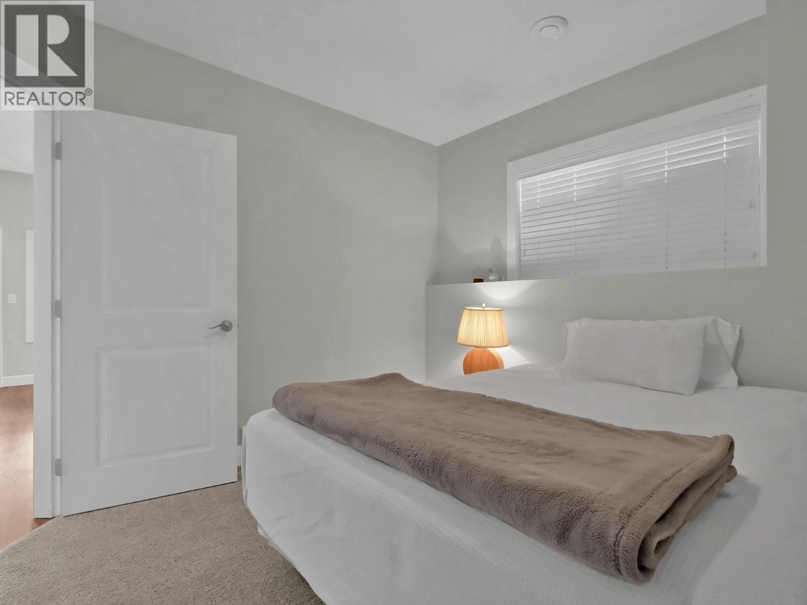 18451 Crystal Waters Road Unit# 16, Lake Country