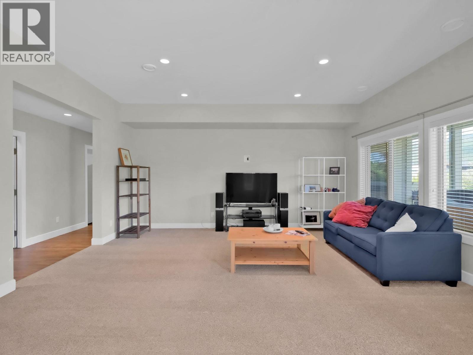 18451 Crystal Waters Road Unit# 16, Lake Country