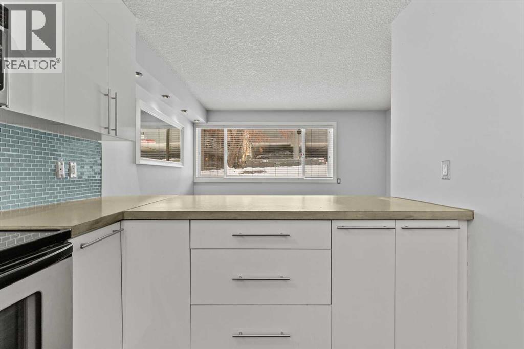 Single Family House for Sale in    Street SW Lower Mount Royal Calgary 