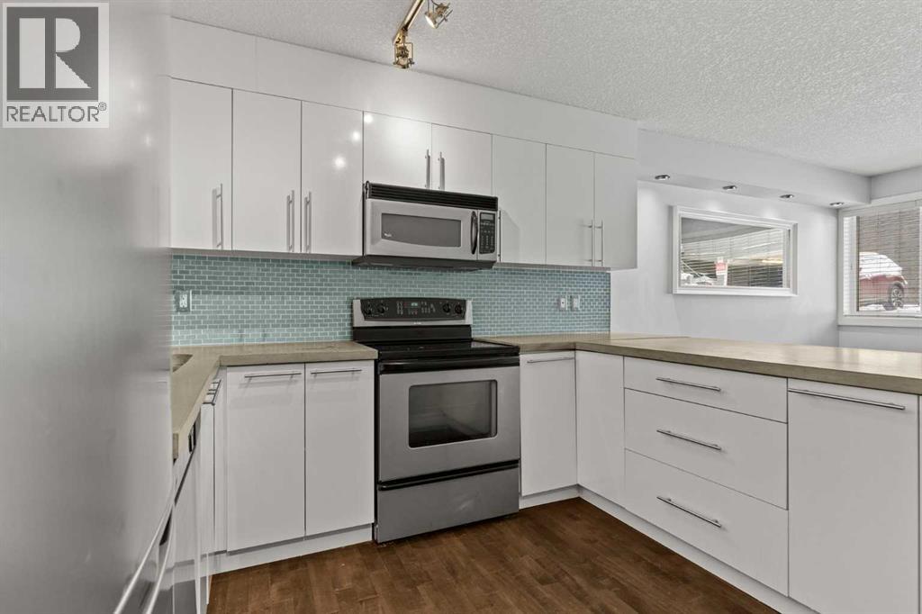 Single Family House for Sale in    Street SW Lower Mount Royal Calgary 