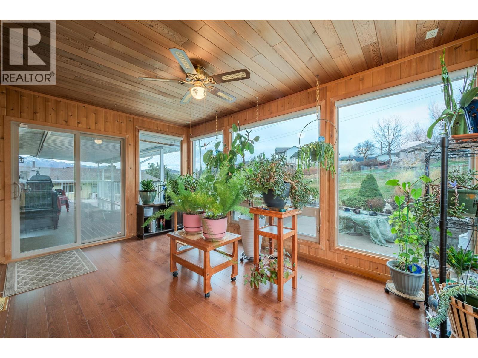 2489 Chieftain Road - 17