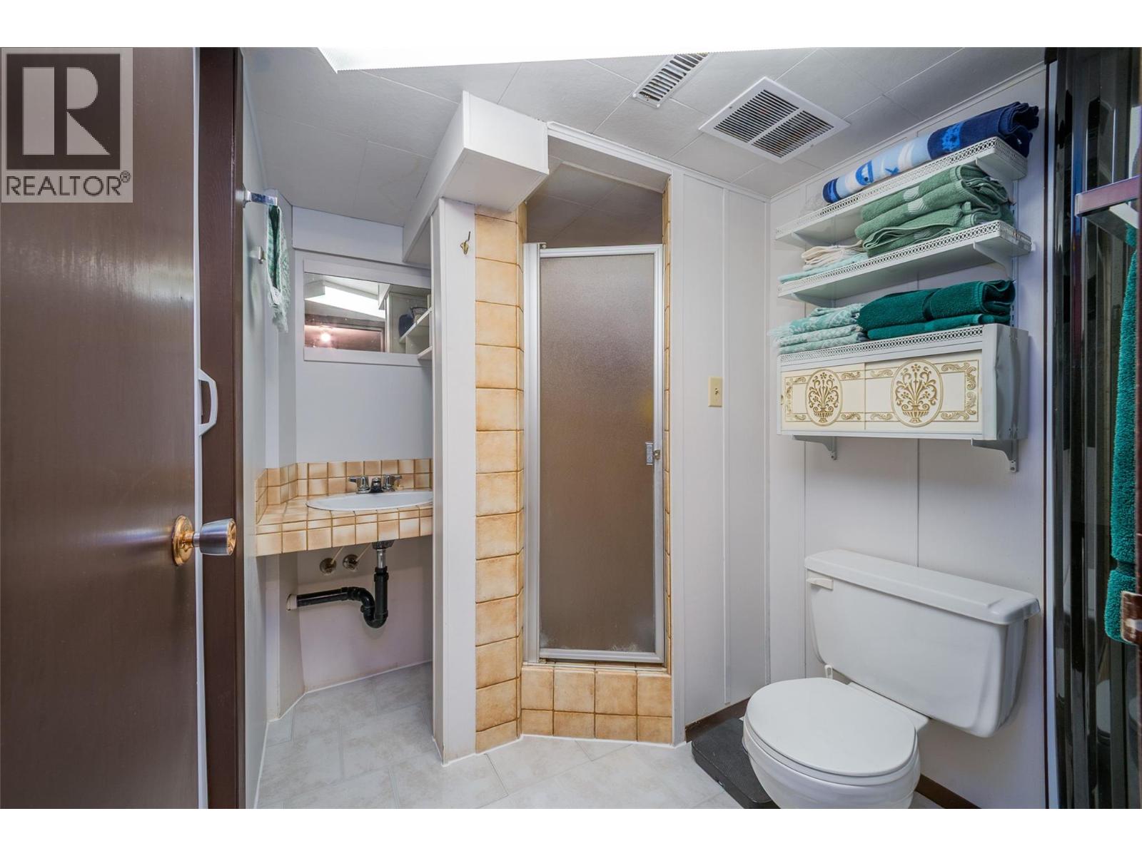 2489 Chieftain Road - 38