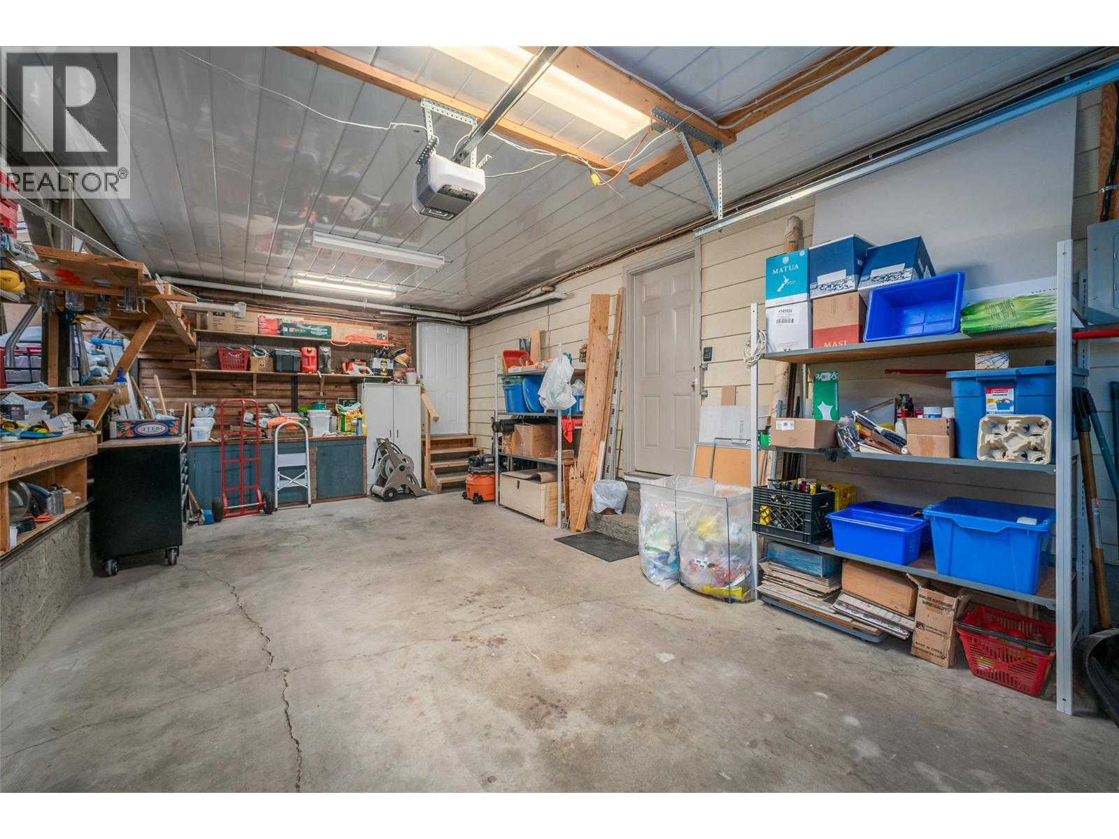  2489 Chieftain Road, West Kelowna