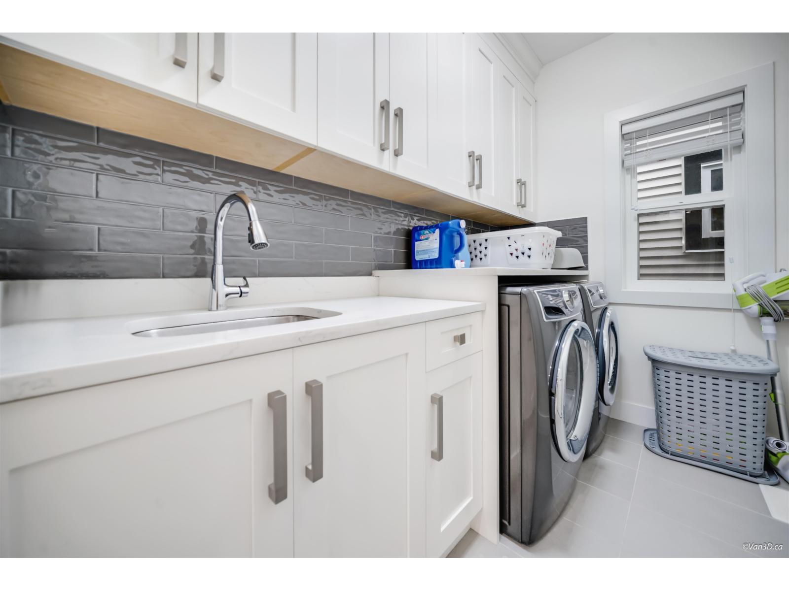 8476 FOREST GATE DRIVE, Eastern Hillsides, Chilliwack