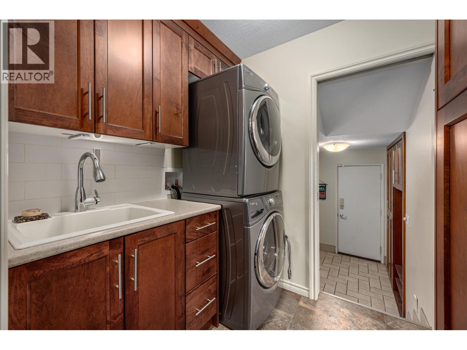 2398 Reid Avenue, Merritt