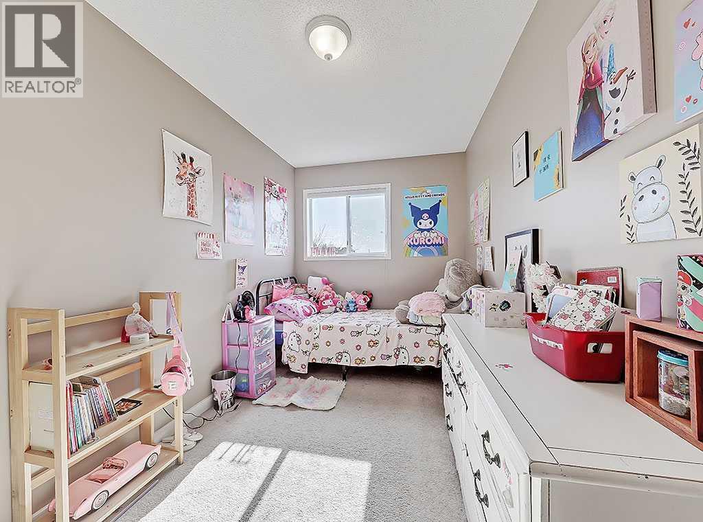 Single Family House for Sale in  Coventry Close NE Coventry Hills Calgary 