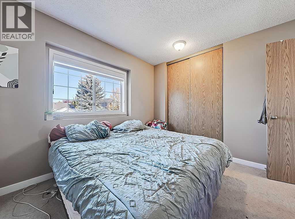 Single Family House for Sale in  Coventry Close NE Coventry Hills Calgary 