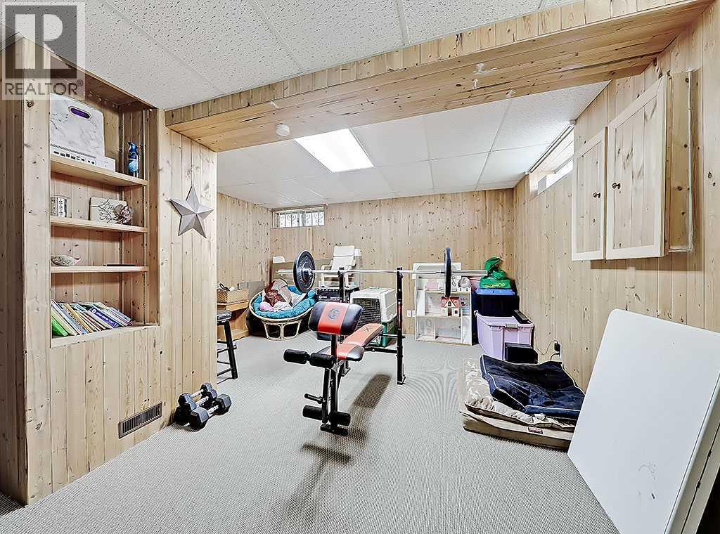 Single Family House for Sale in  Coventry Close NE Coventry Hills Calgary 