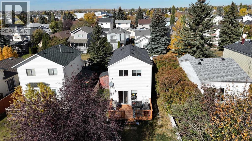 Single Family House for Sale in  Coventry Close NE Coventry Hills Calgary 