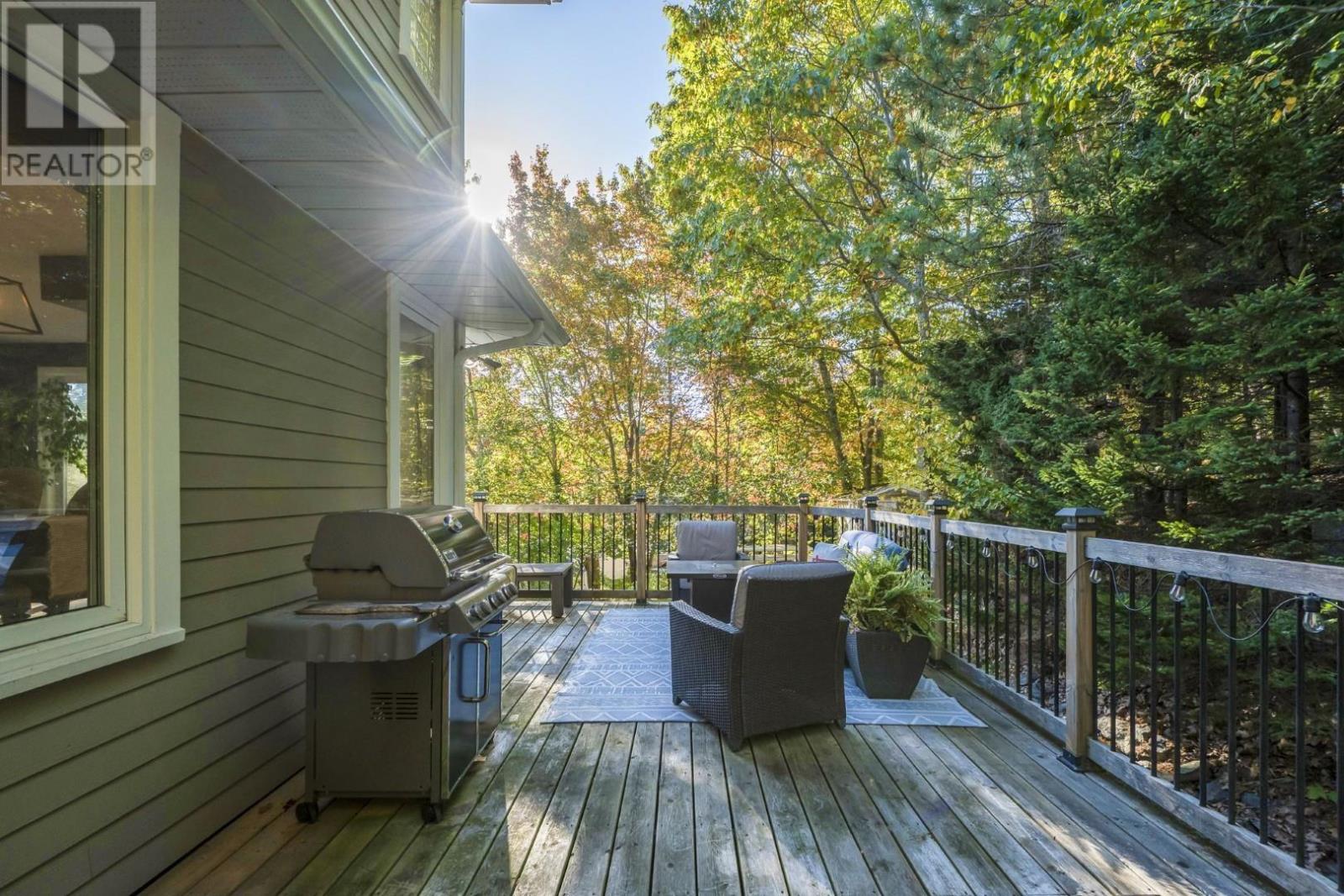 Property 22 of 51 of 15 Merrill Drive