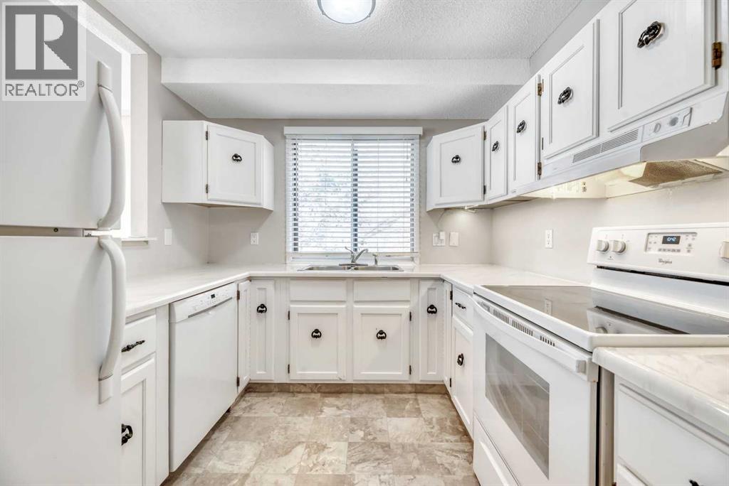 Single Family House for Sale in    Avenue SW Downtown Commercial Core Calgary 