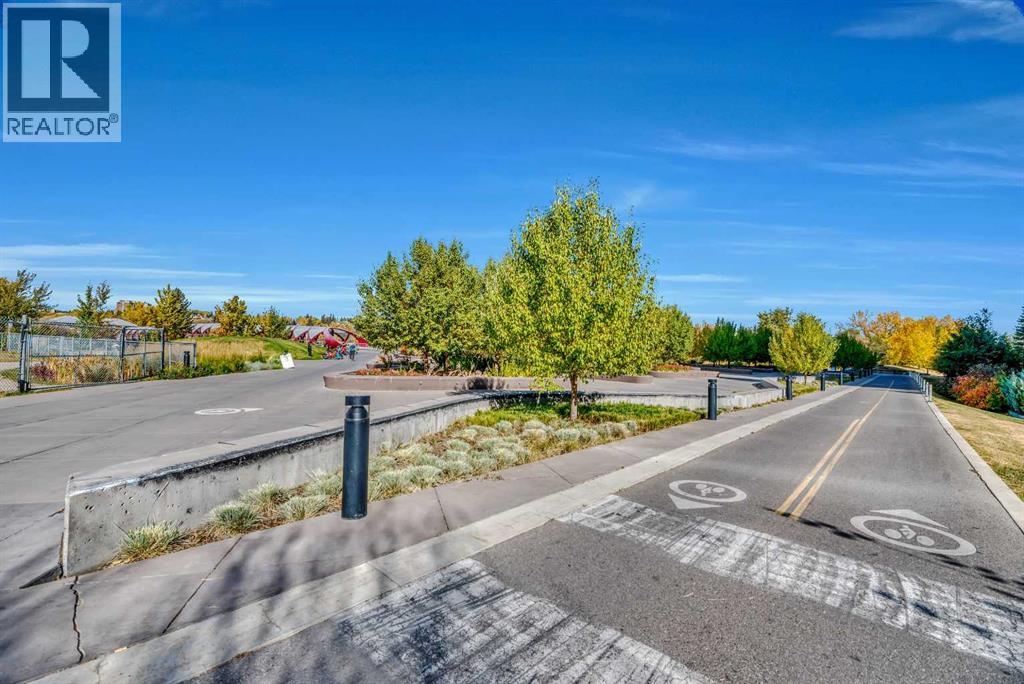 Single Family House for Sale in    Avenue SW Downtown Commercial Core Calgary 