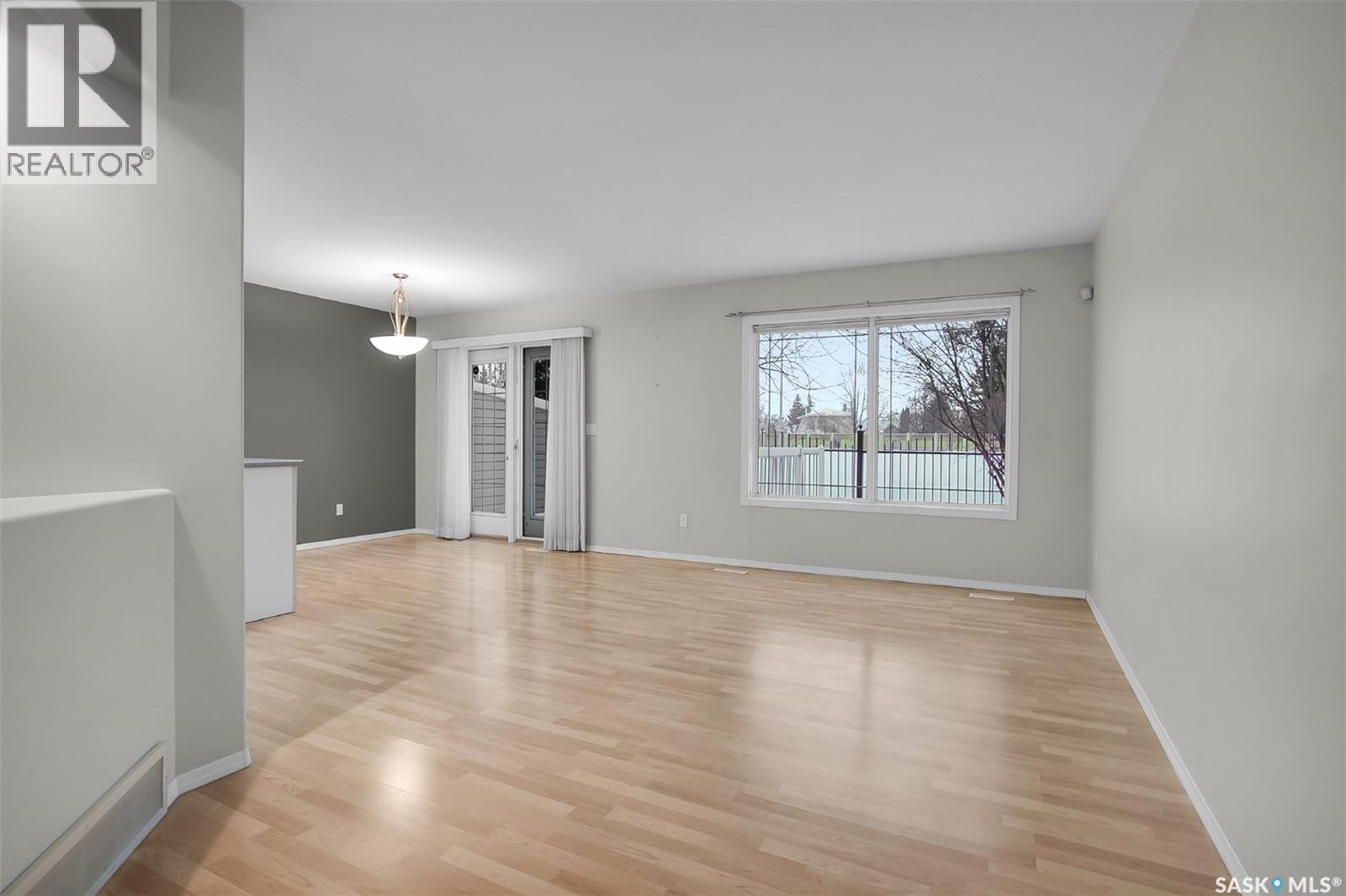 Single Family House 2 Level for Sale in   HERITAGE GREEN Saskatoon 