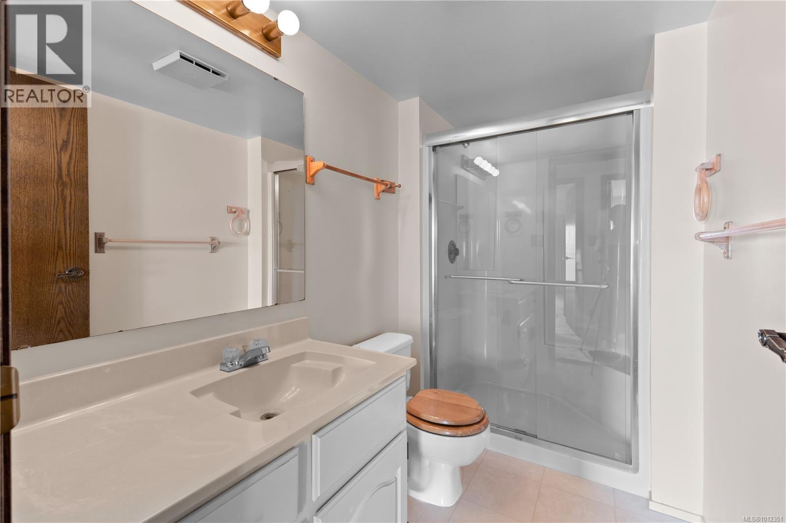 406 169 Island Hwy S, Campbell River