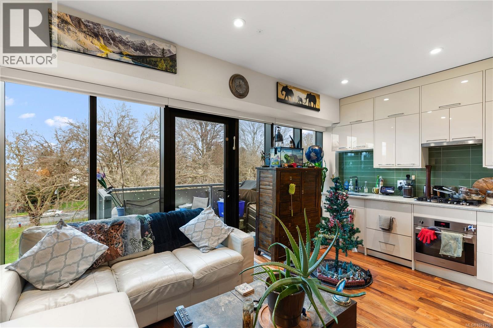 N405 1105 Pandora Avenue, Victoria