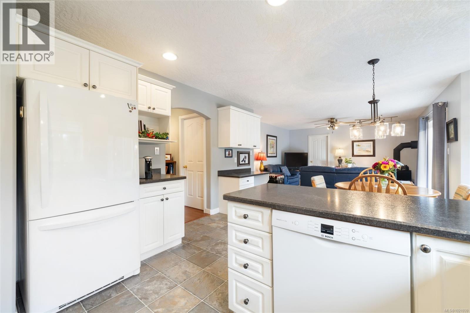  3581 Kelly Dawn Place, Langford