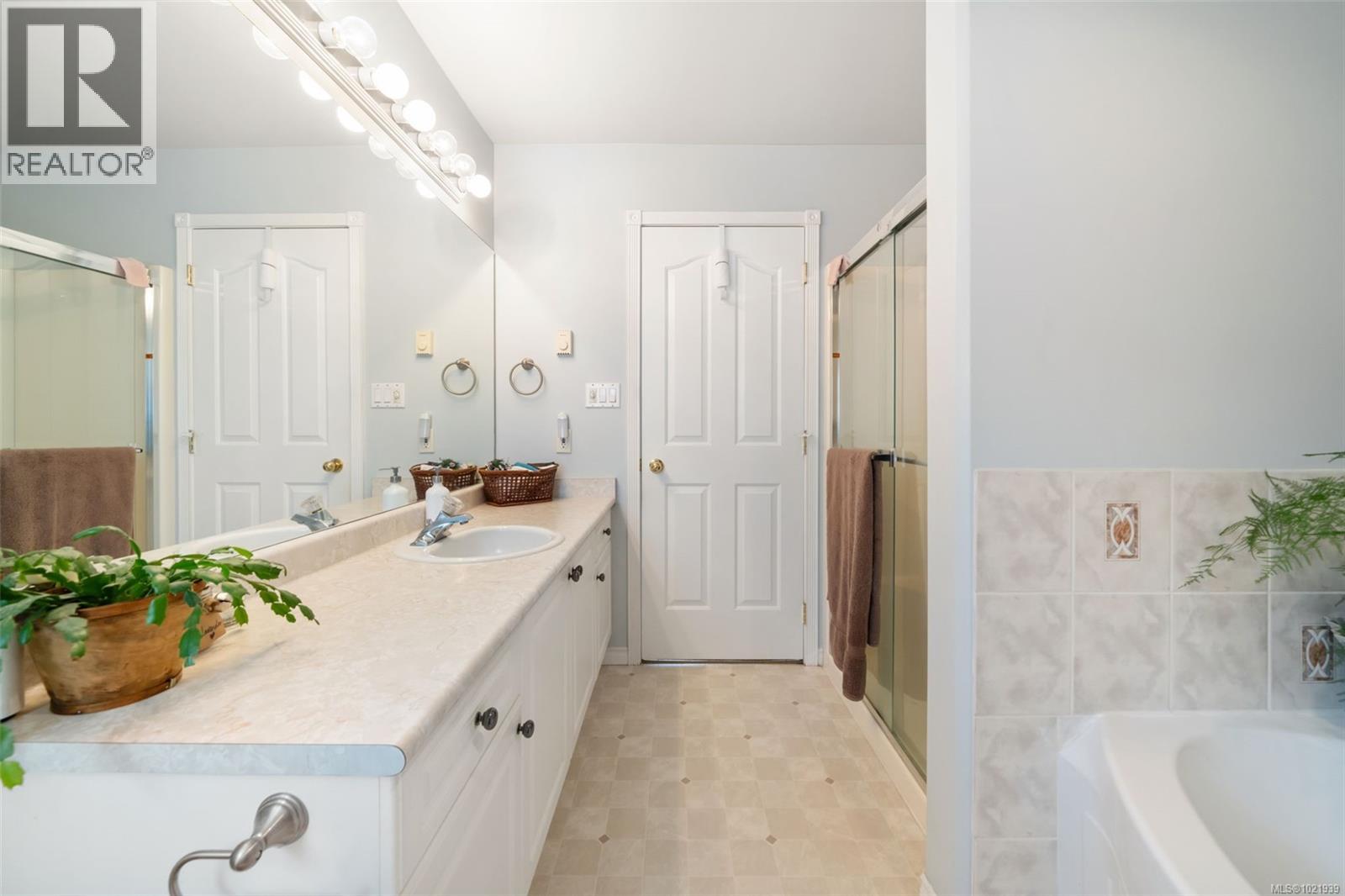  3581 Kelly Dawn Place, Langford