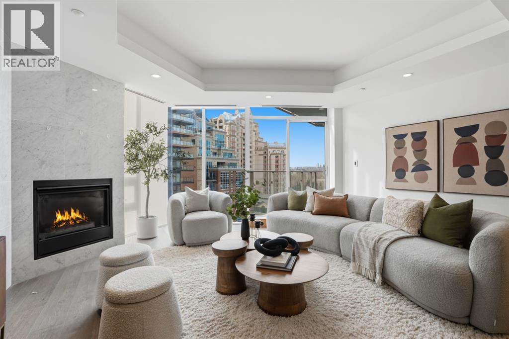 Single Family House for Sale in    Avenue SW Eau Claire Calgary 