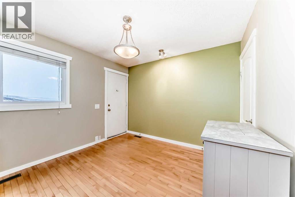 800 Bowcroft Place, Cochrane