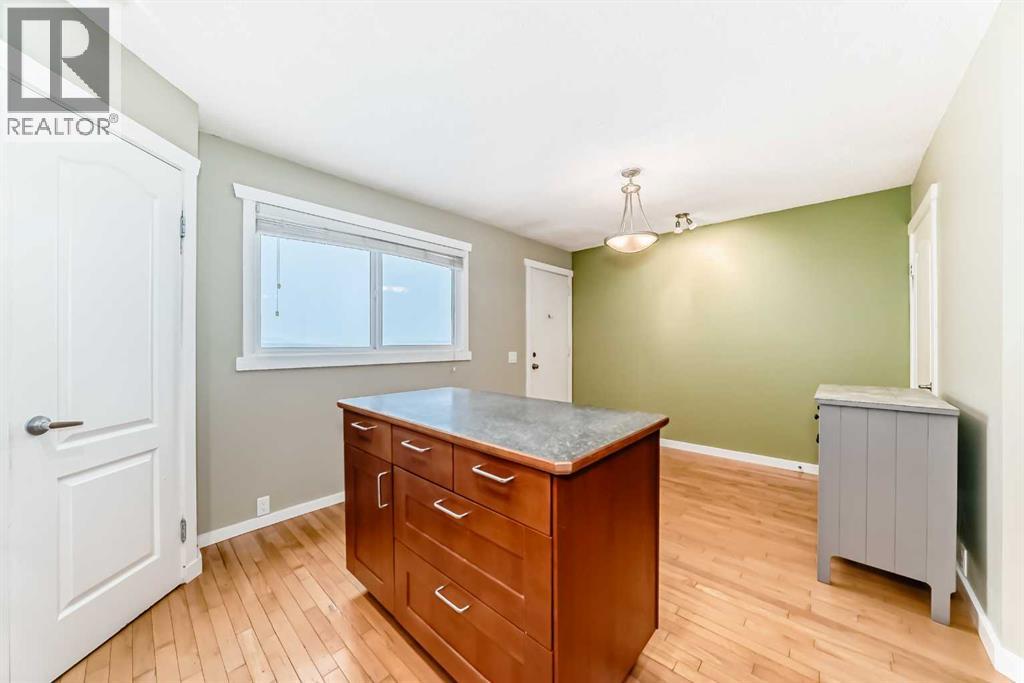 800 Bowcroft Place, Cochrane