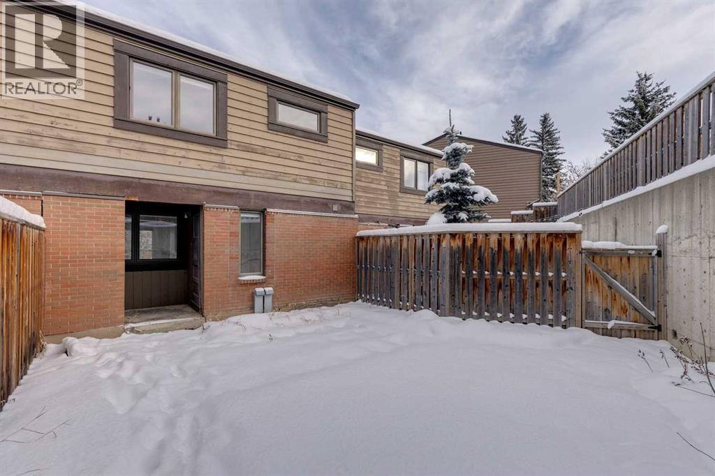 Single Family House for Sale in    Street SW Oakridge Calgary 