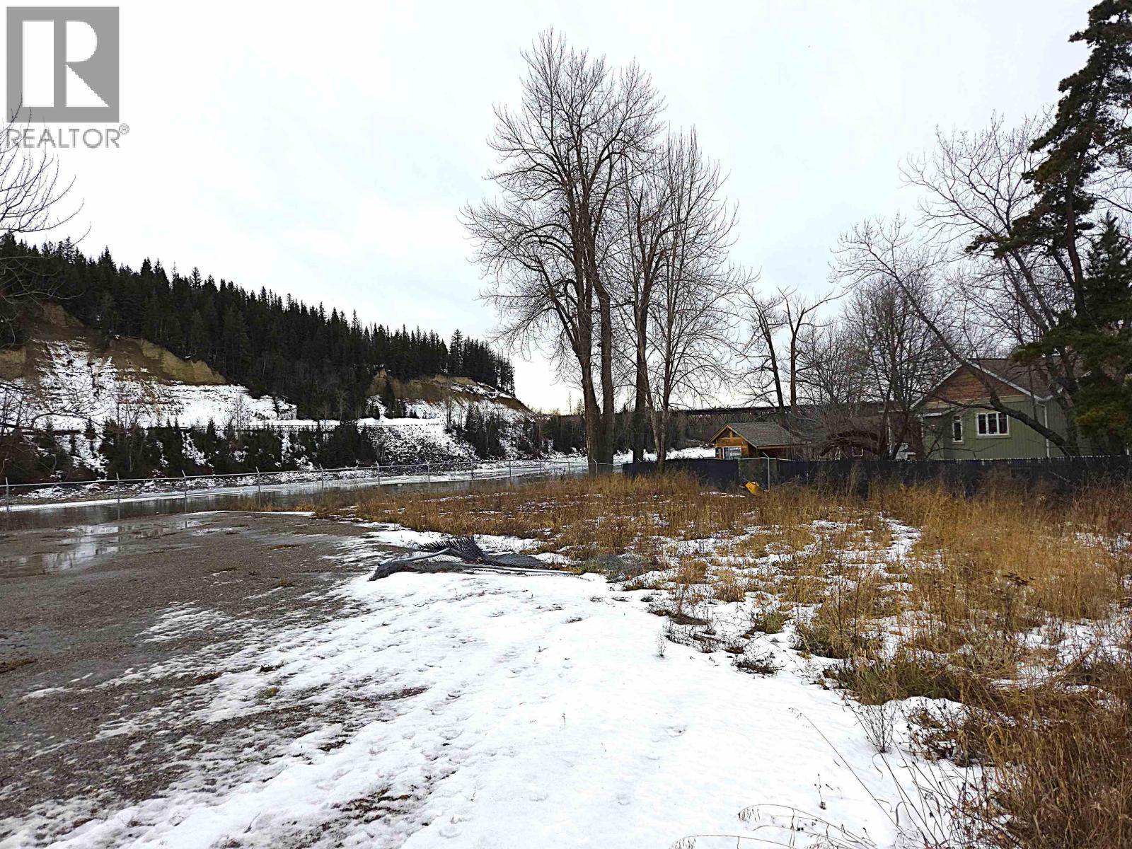 2707 QUEENSWAY STREET, Prince George