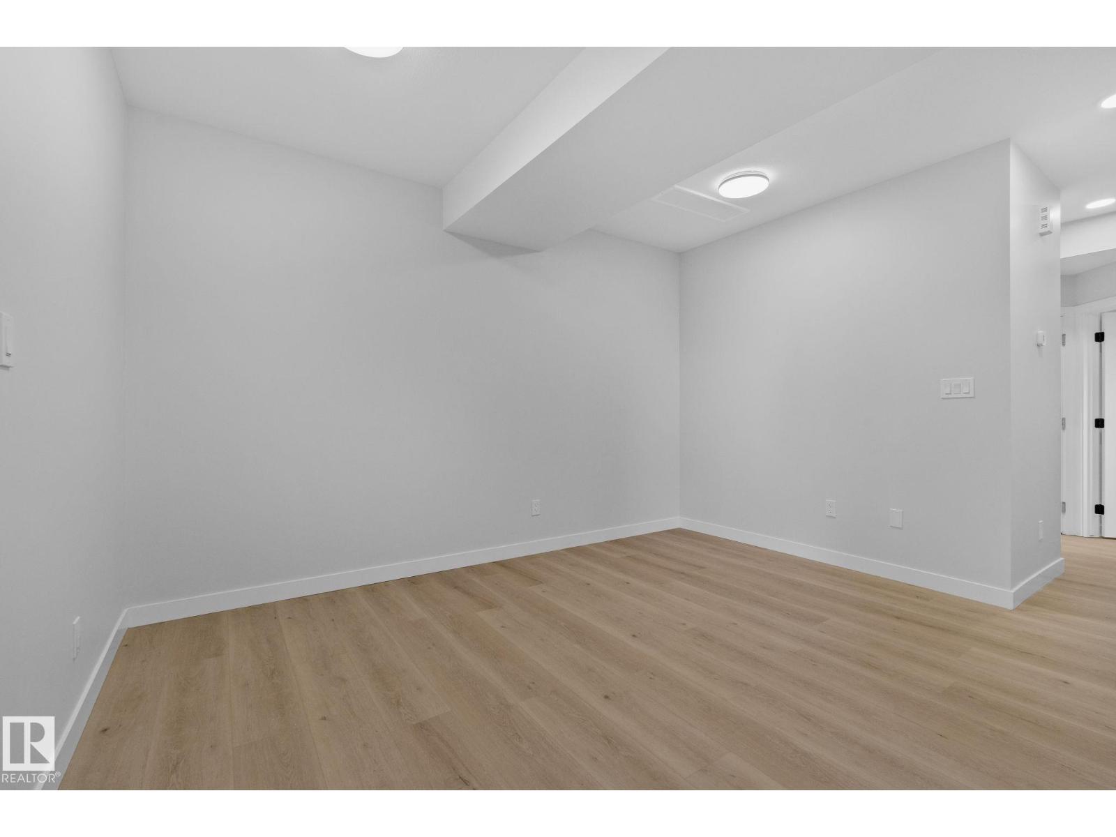 12715 114 ST NW, Edmonton