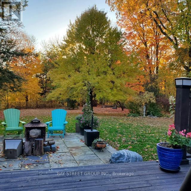 4 CRAIGMONT DRIVE - Photo 3 of 5, Toronto (Bayview Woods-Steeles), Ontario