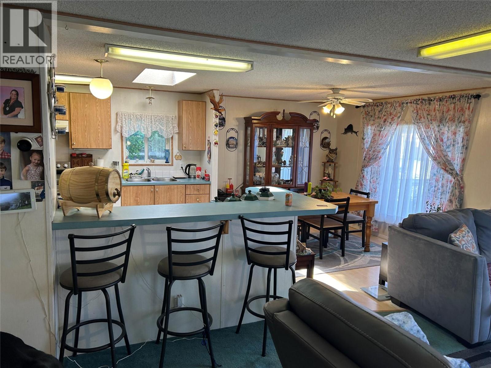 2388 QUILCHENA AVENUE - 4