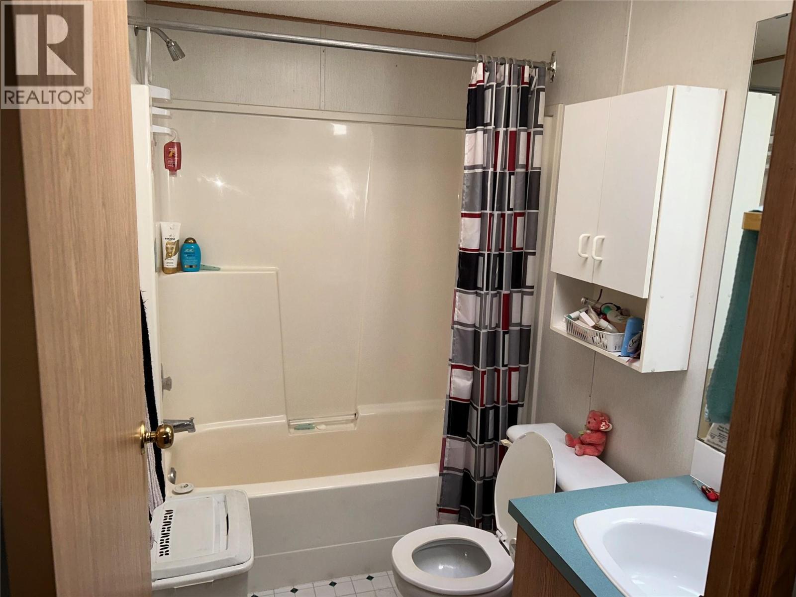 2388 QUILCHENA AVENUE - 13