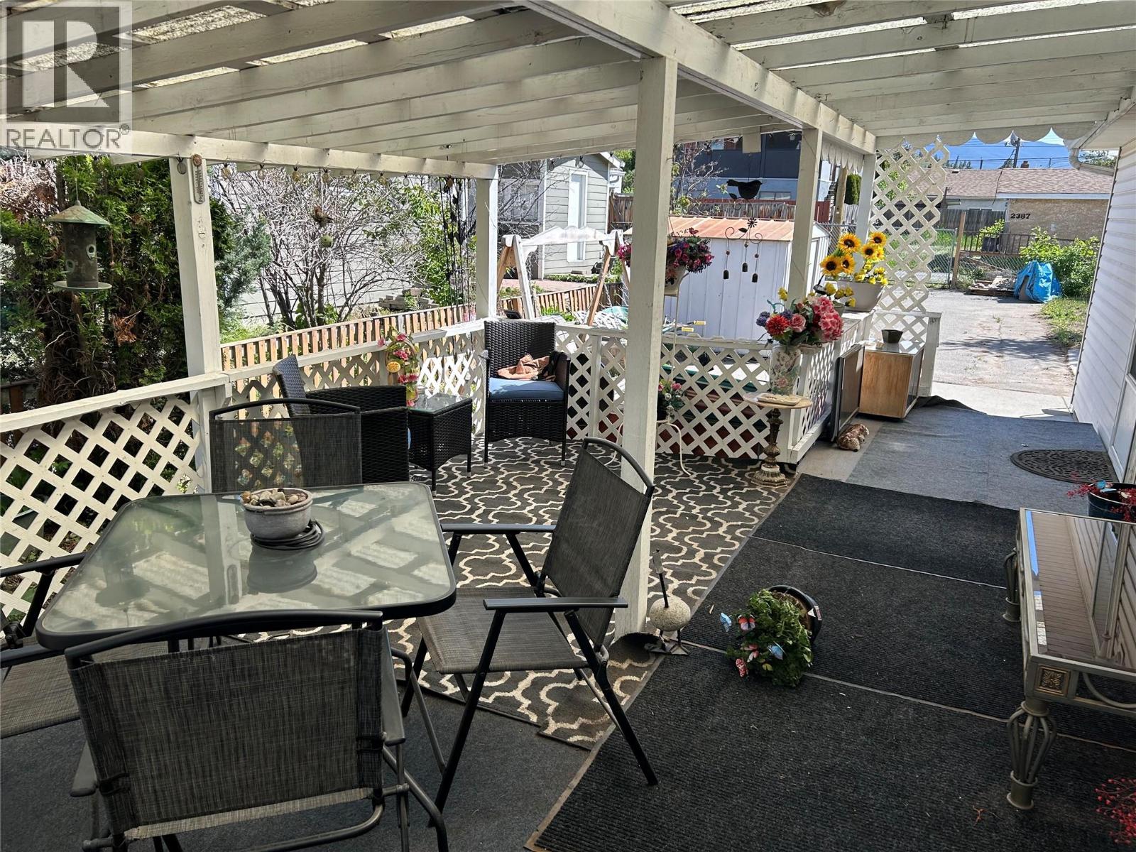 2388 QUILCHENA AVENUE - 27