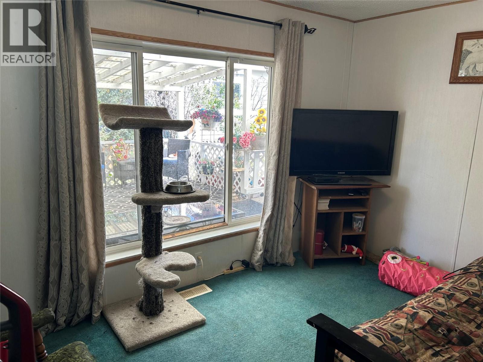 2388 QUILCHENA AVENUE - 10