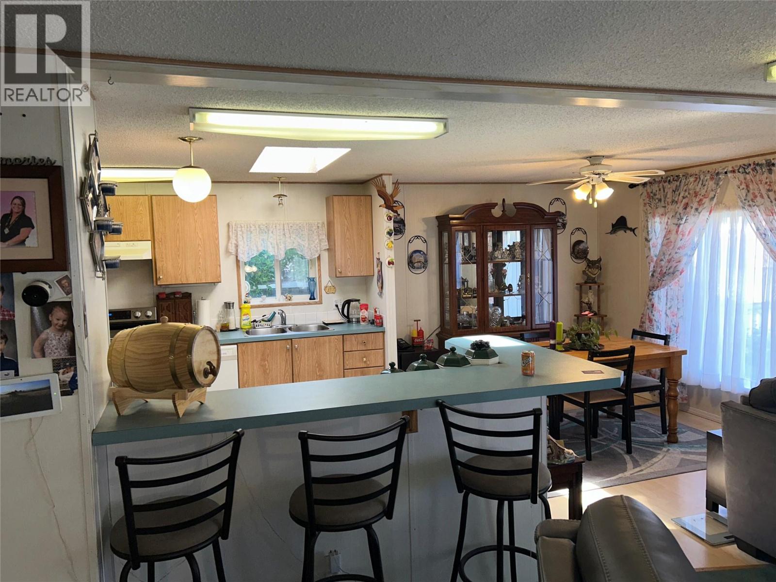 2388 QUILCHENA AVENUE - 26