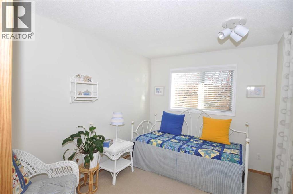 Single Family House for Sale in  Edenwold Green NW Edgemont Calgary 