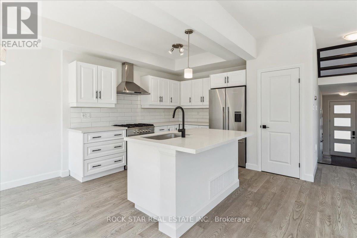 Single Family House for Sale in  SOUTHAM LANE Hamilton (Mountview) 