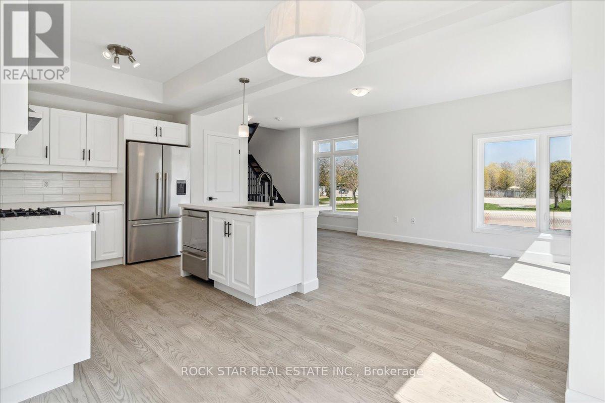 Single Family House for Sale in  SOUTHAM LANE Hamilton (Mountview) 